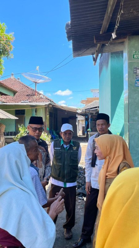 Foto Suasana Saat Baznas Lotim Bersama Dinsos Lotim Melakukan Asesmen Korban Kebakaran Pasar Pringgabaya, pada Selasa (28/4/2026) (Dok. Pribadi)